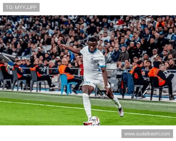 法甲马赛主场气势：马赛主场的气氛与对手的心理影响